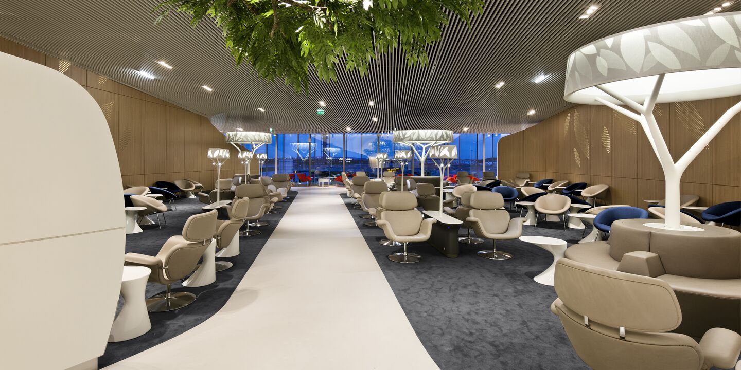 Charles de Gaulle airport in Paris starts testing facial