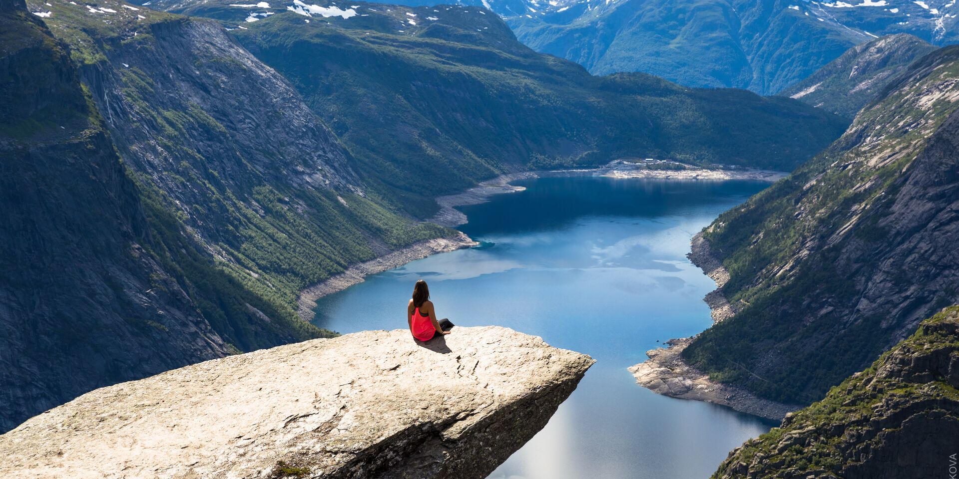 Trolltunga Cliff