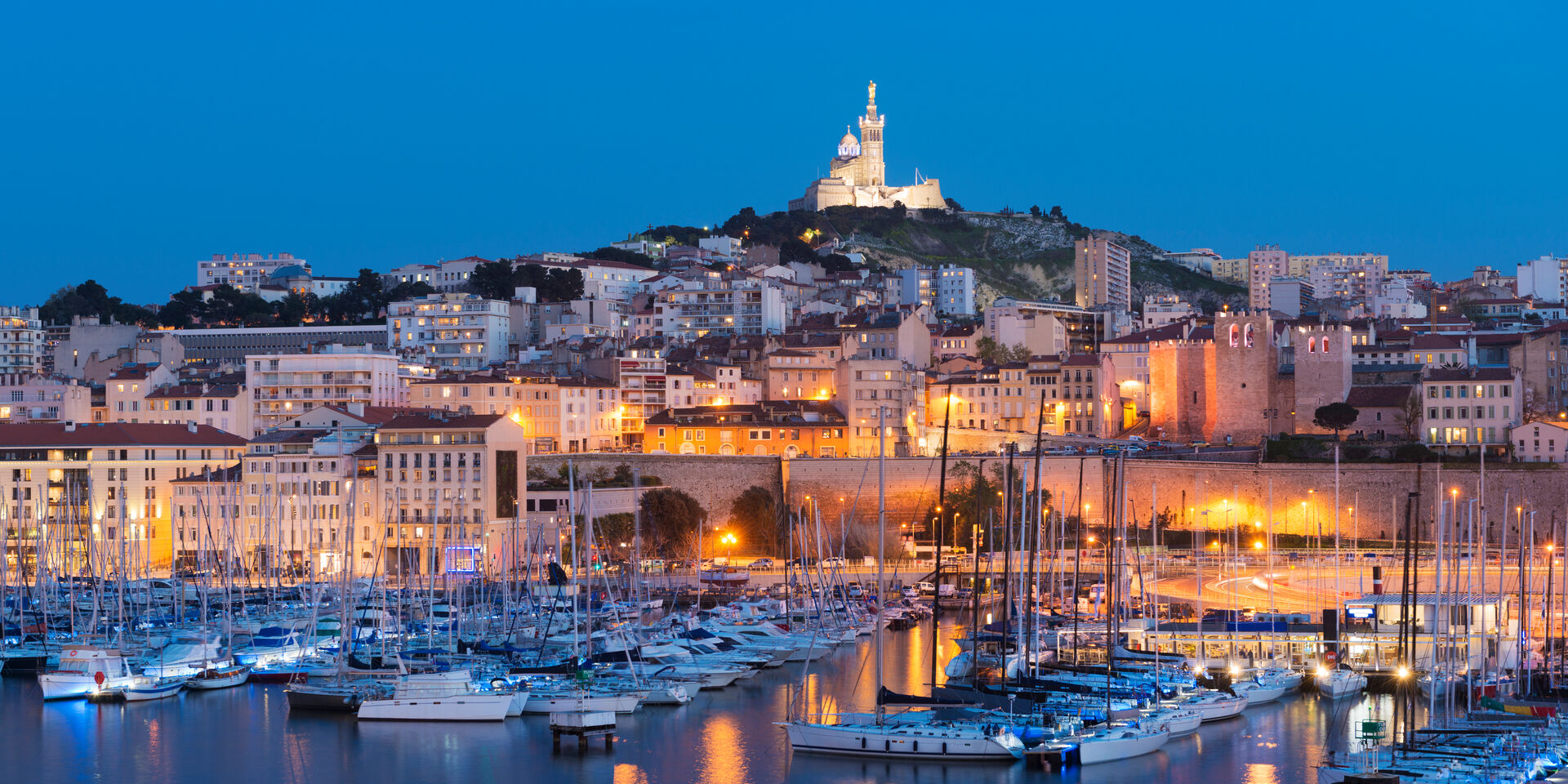 Une Ville En Perpetuel Mouvement Guide De Voyage Marseille