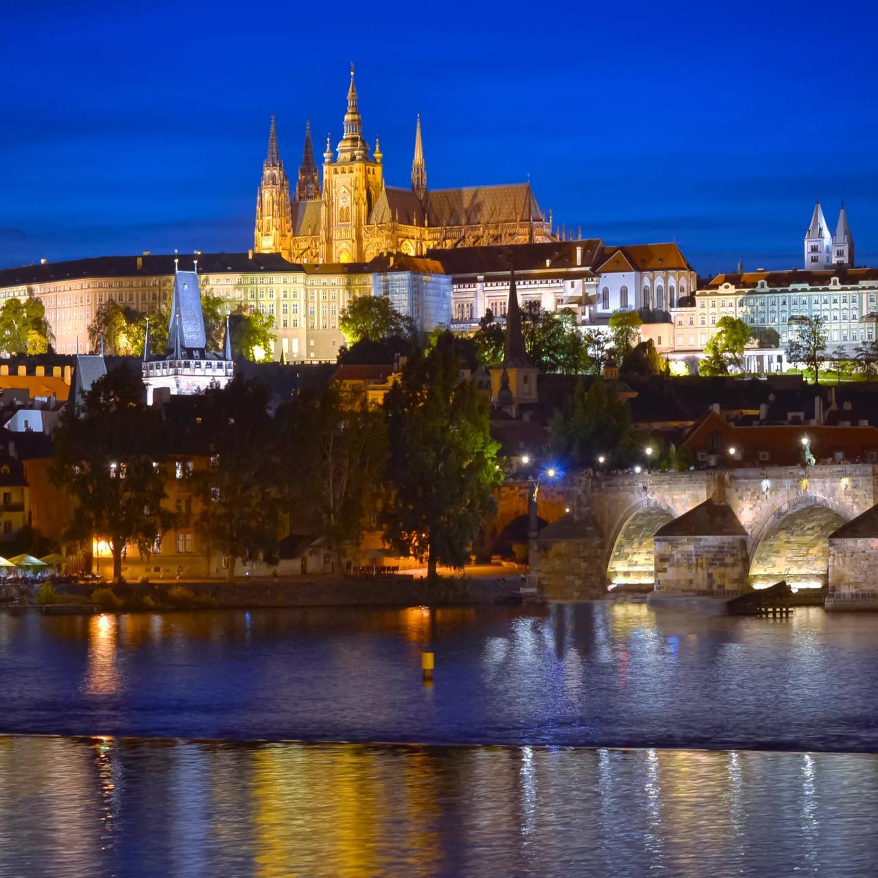 travel requirements to prague from us