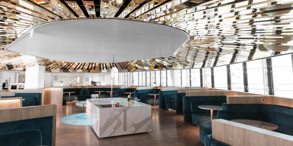 Our lounge at the Paris-Charles de Gaulle airport - Terminal 2E Hall L