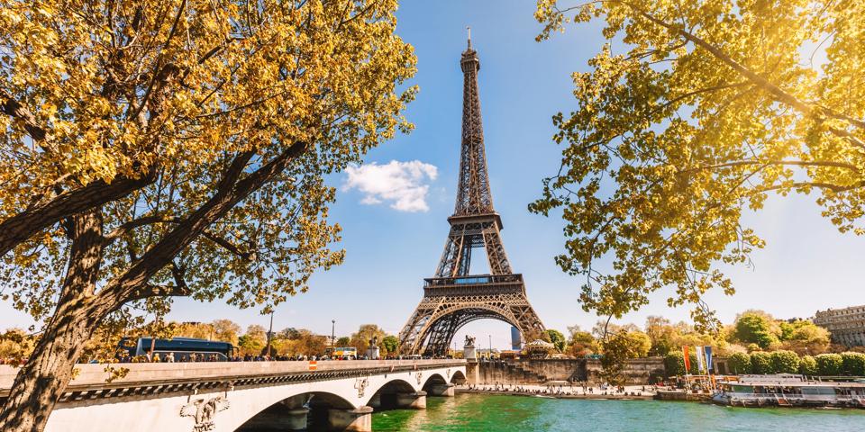 eiffel tower