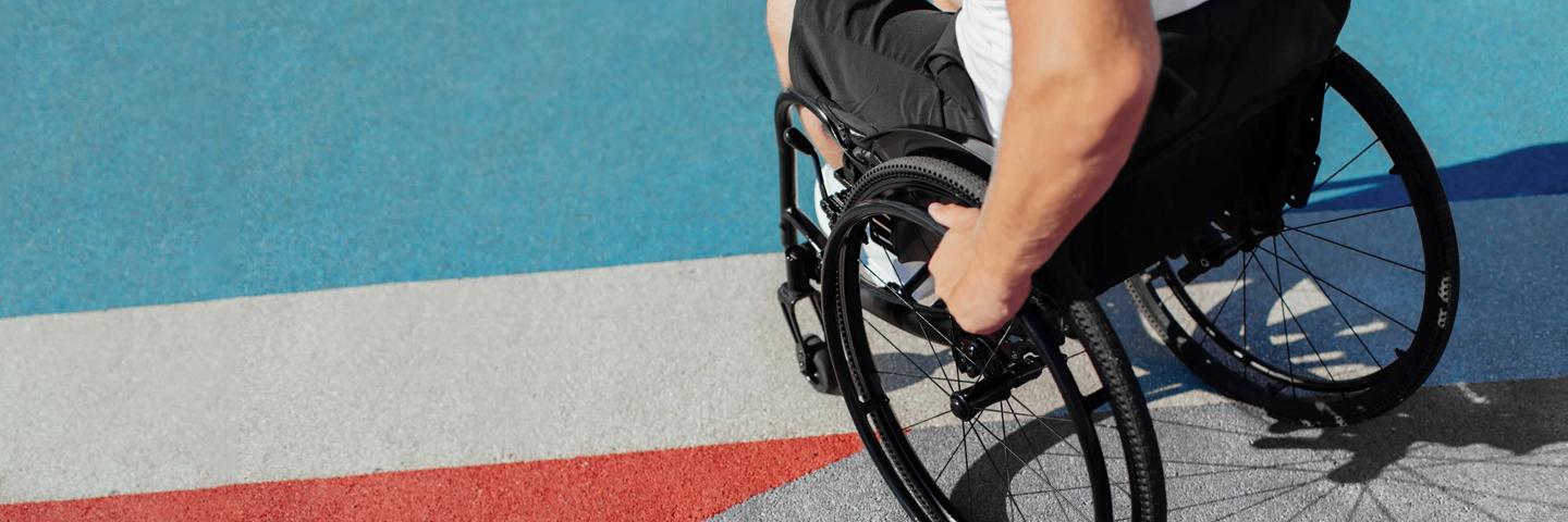 Disabled-Woman-With-Luggage