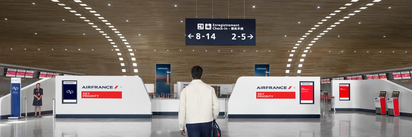 SkyPriority desk