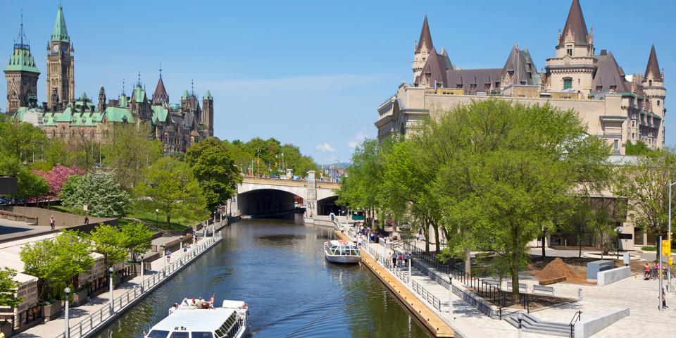 Rideau Canal, Parliament of Canada and Chateau laurier, Ottawa