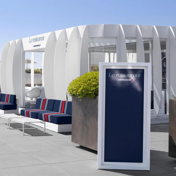 Air France no Topo: o pop-up restaurante que vai revolucionar seu verão em Paris